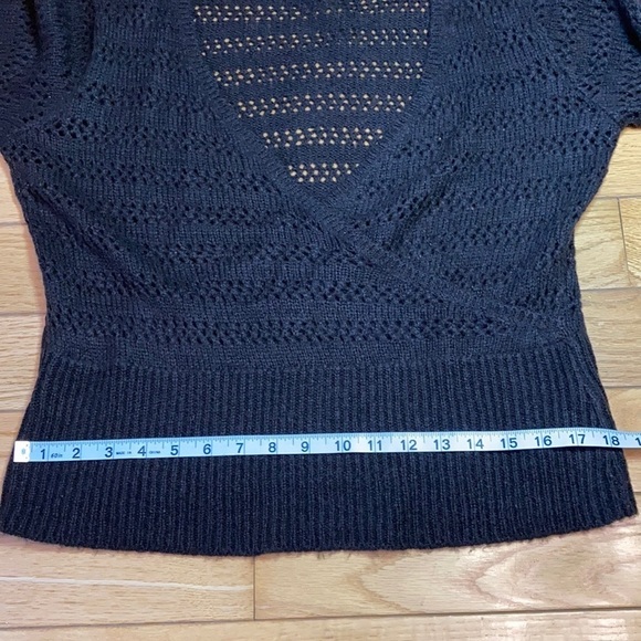 Vintage Knit V-Neck Dark brown Sweater Size S/M - Picture 4 of 5